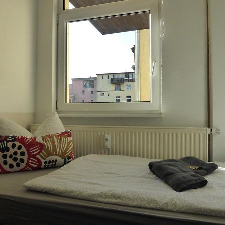 Ferienwohnung Friedrich Schiller, 2 Schlafzimmer, Balkon,Kostenloses Wifi, Naehe Zentrum, Ена Экстерьер фото