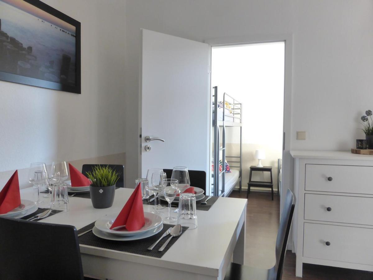 Ferienwohnung Friedrich Schiller, 2 Schlafzimmer, Balkon,Kostenloses Wifi, Naehe Zentrum, Ена Экстерьер фото
